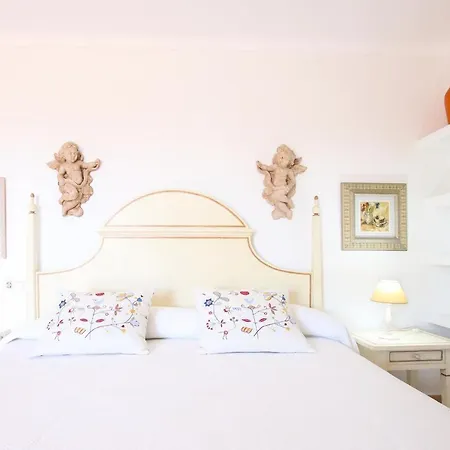 Plomera Villa *